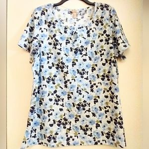 💥5/$30 White Stag Short Sleeve Top Tunic Blue Floral Print Plus size 1X/16W EUC